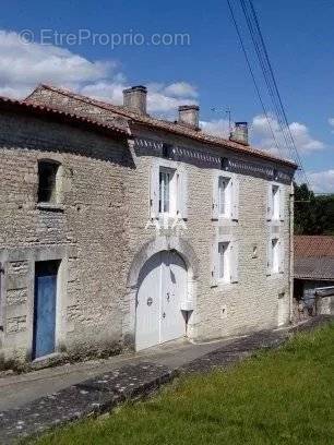 Maison à XAMBES