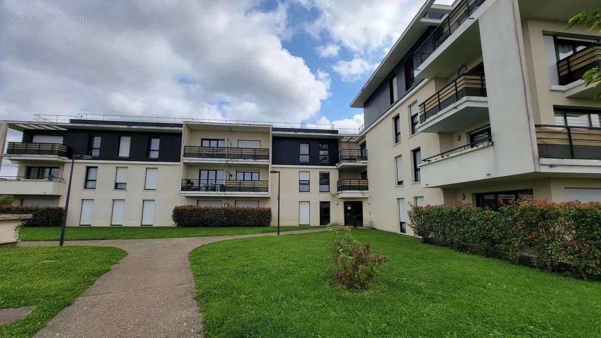 Appartement à FERRIERES-EN-BRIE