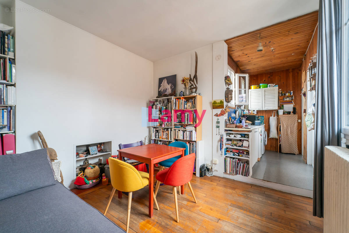 Appartement à PARIS-20E