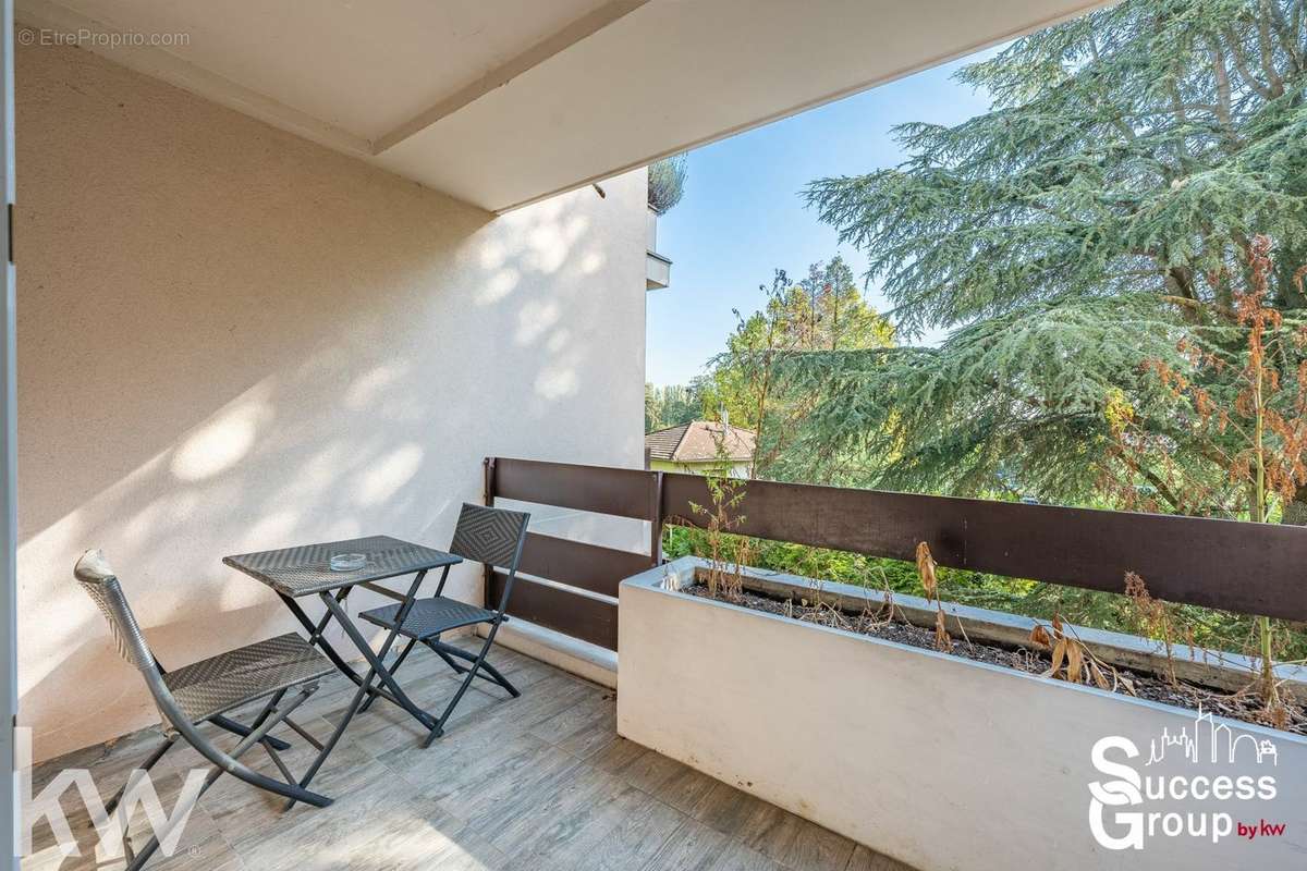 Appartement à LYON-9E