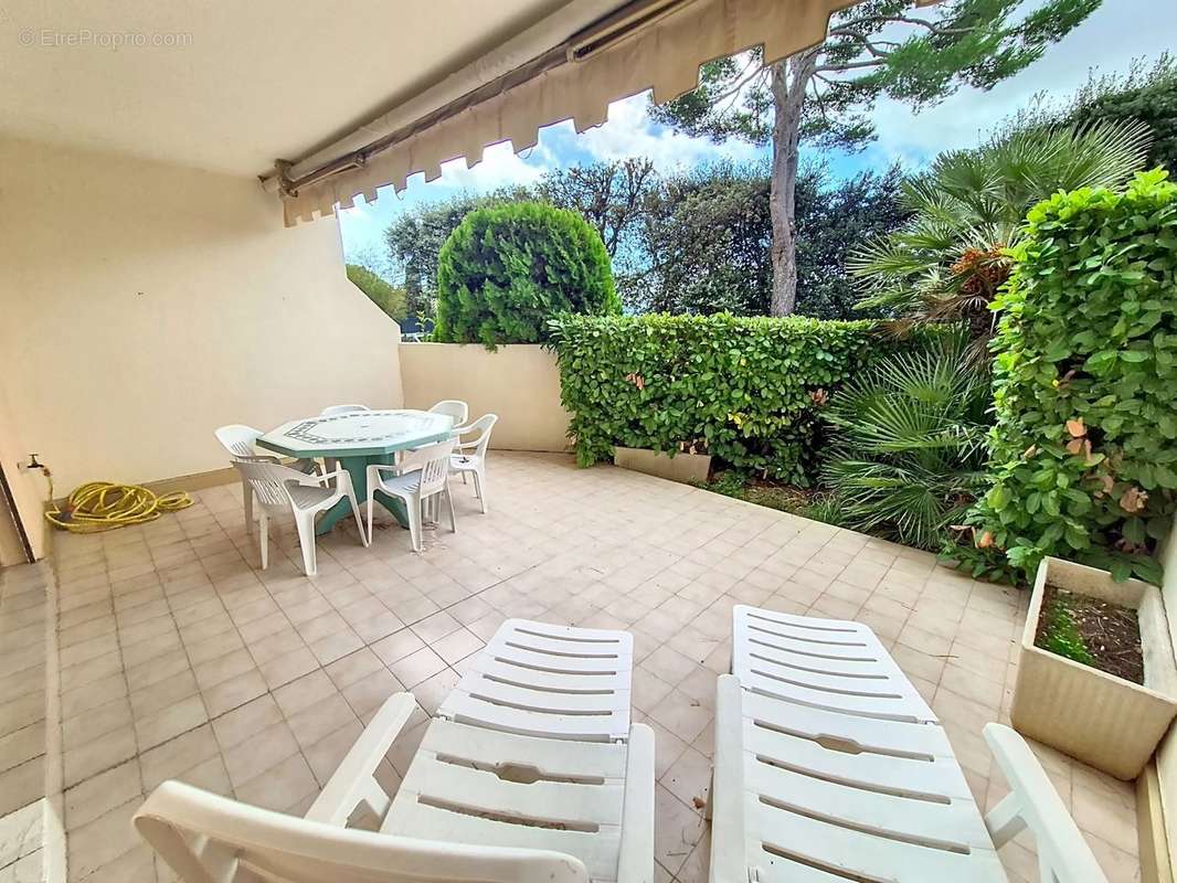 Appartement à MOUGINS