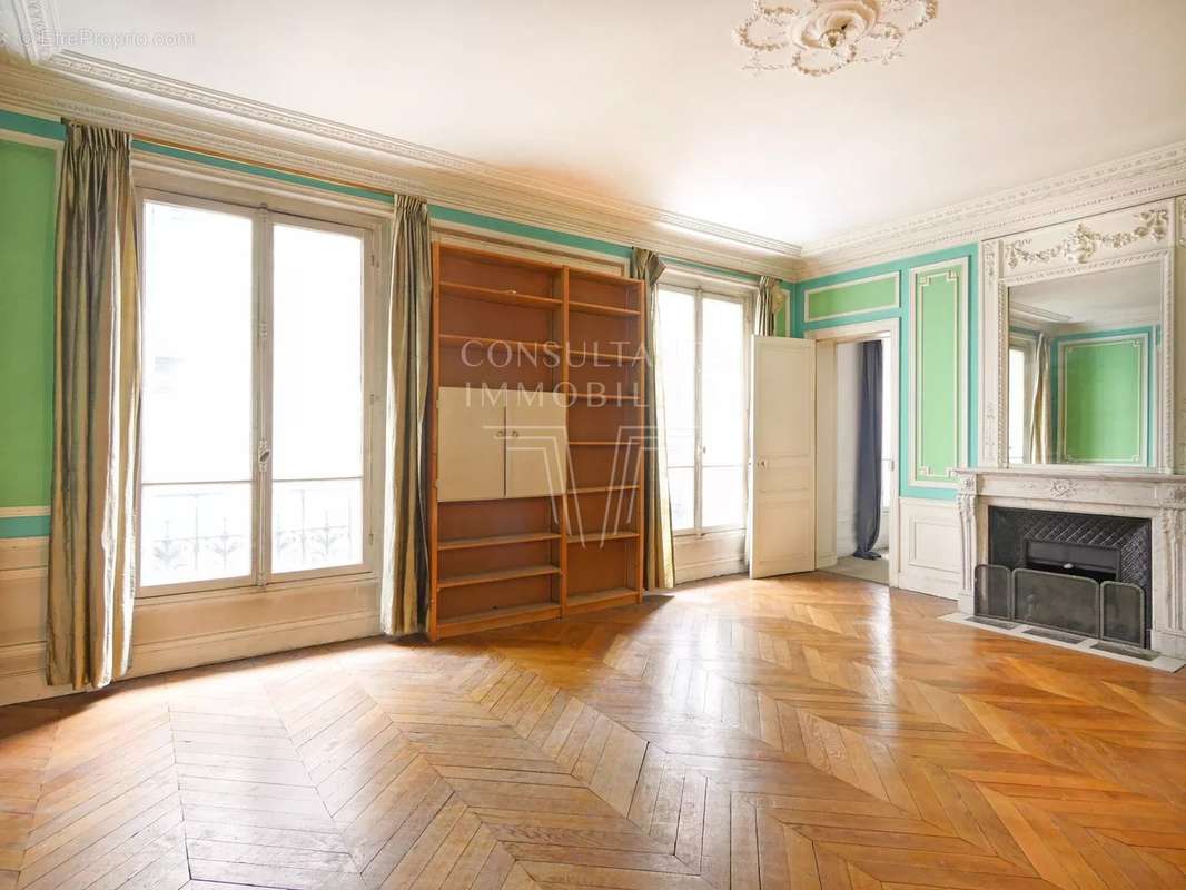 Appartement à PARIS-6E