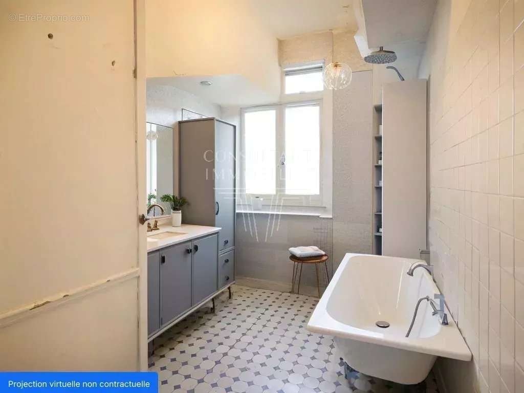 Appartement à PARIS-6E