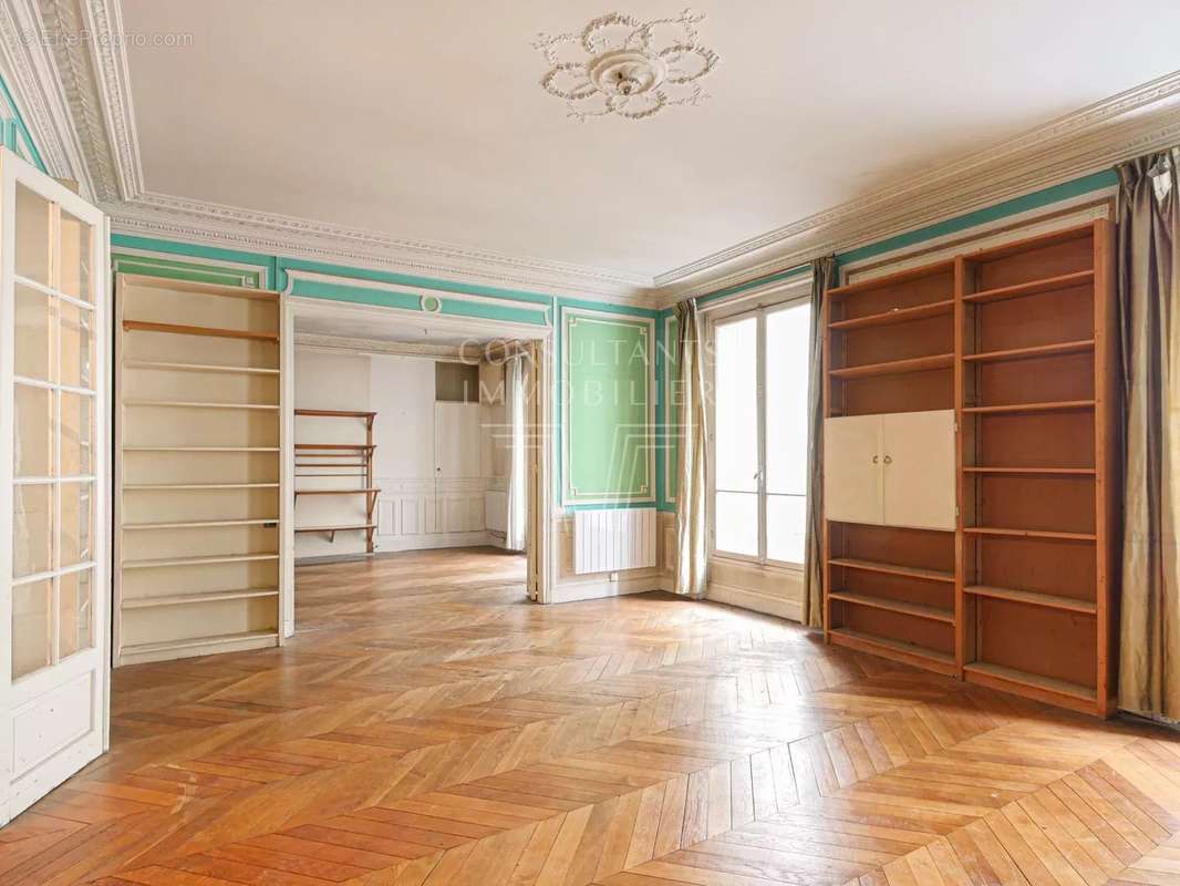 Appartement à PARIS-6E