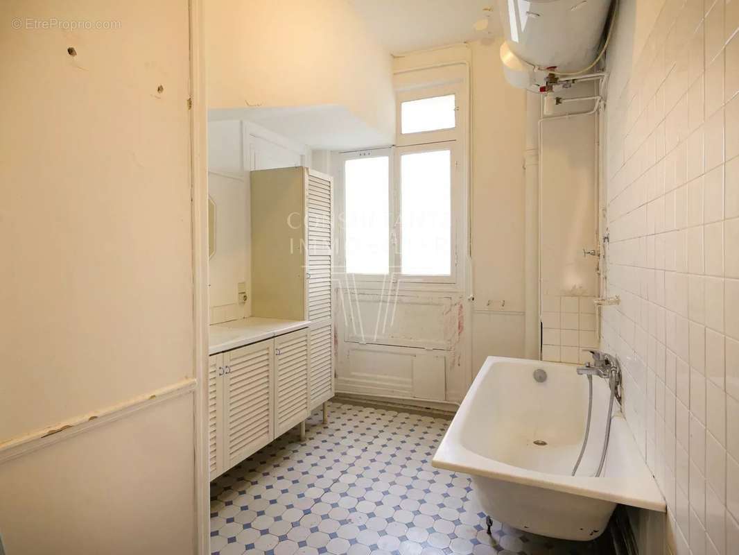 Appartement à PARIS-6E