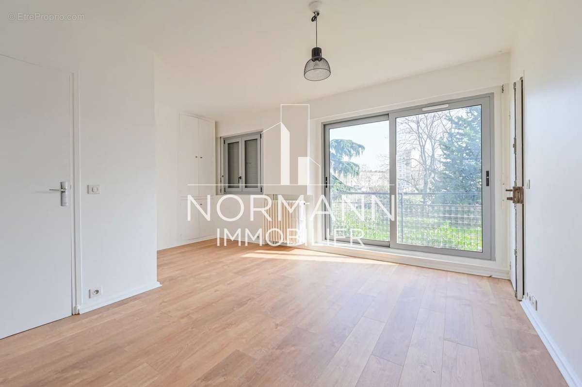 Appartement à BOULOGNE-BILLANCOURT