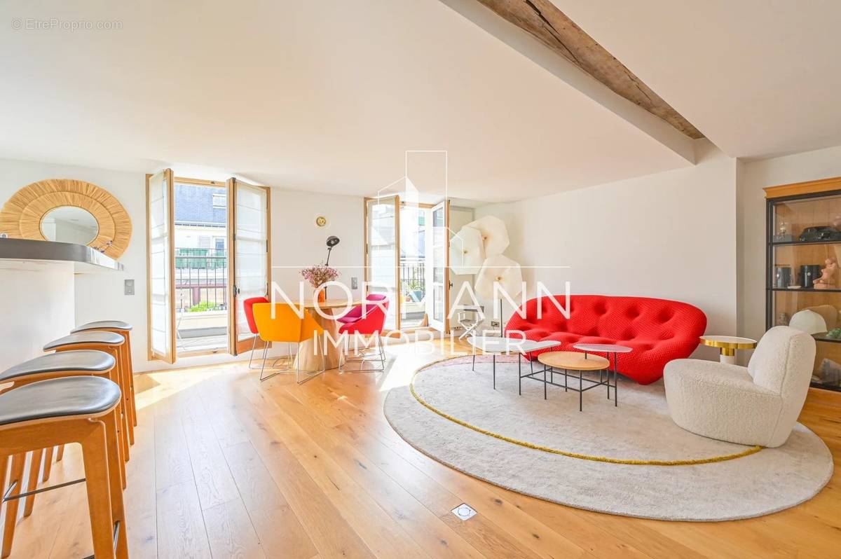 Appartement à PARIS-2E