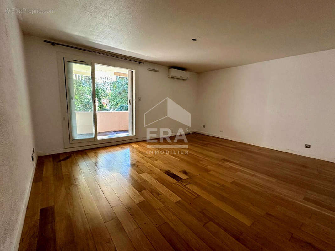 Appartement à VENCE