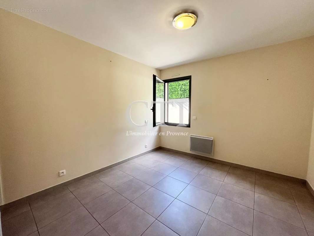 Appartement à VAISON-LA-ROMAINE