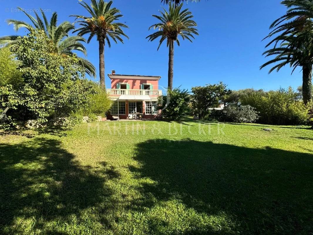 Maison à ANTIBES