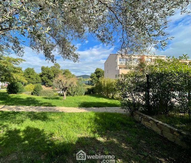 Résidence avec Piscine et Parc paysager - Appartement à SAINTE-MAXIME