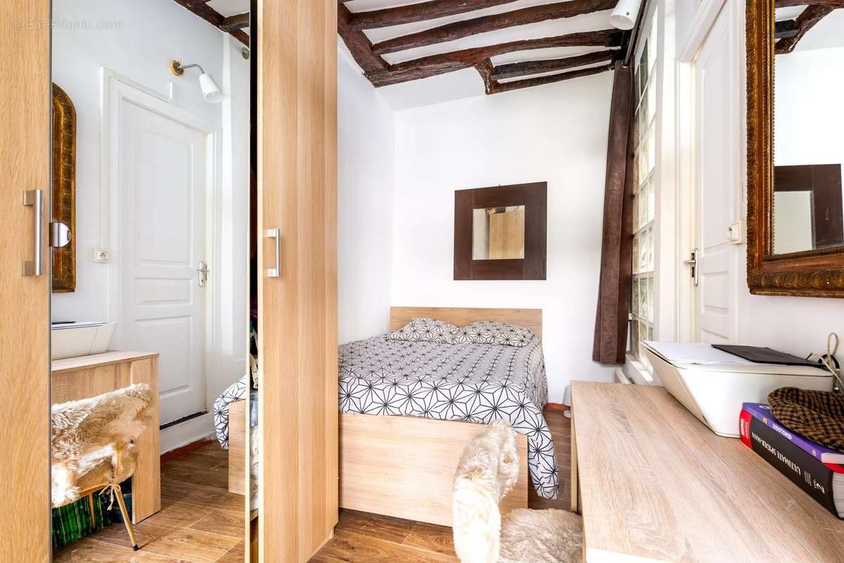 Appartement à PARIS-4E