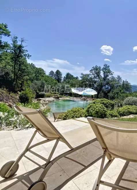 Maison à LA GARDE-FREINET