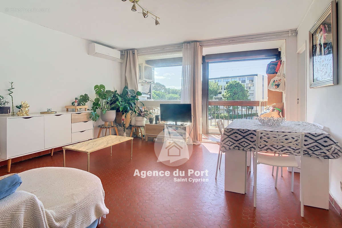 Appartement à SAINT-CYPRIEN