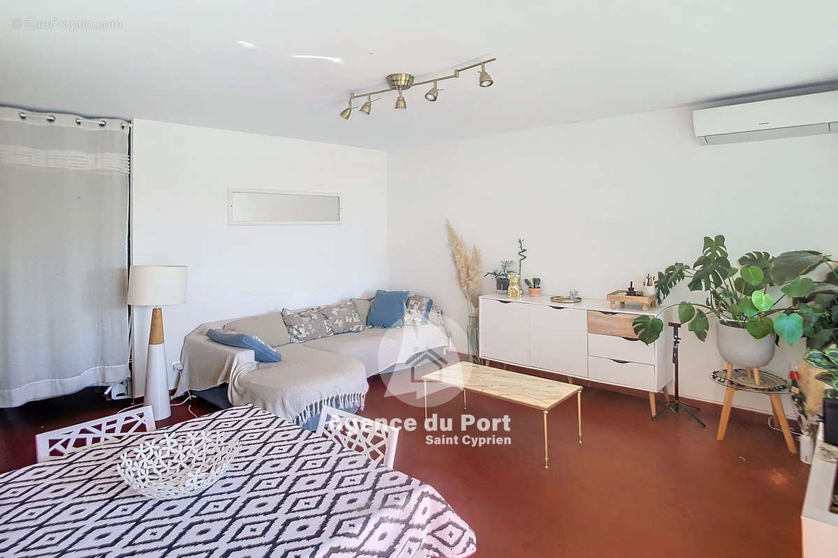 Appartement à SAINT-CYPRIEN