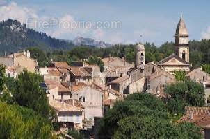 Terrain à FONTVIEILLE