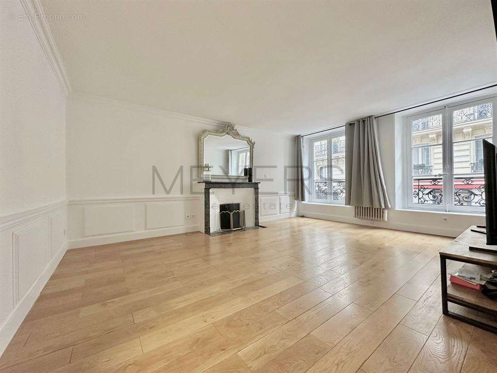 Appartement à PARIS-9E