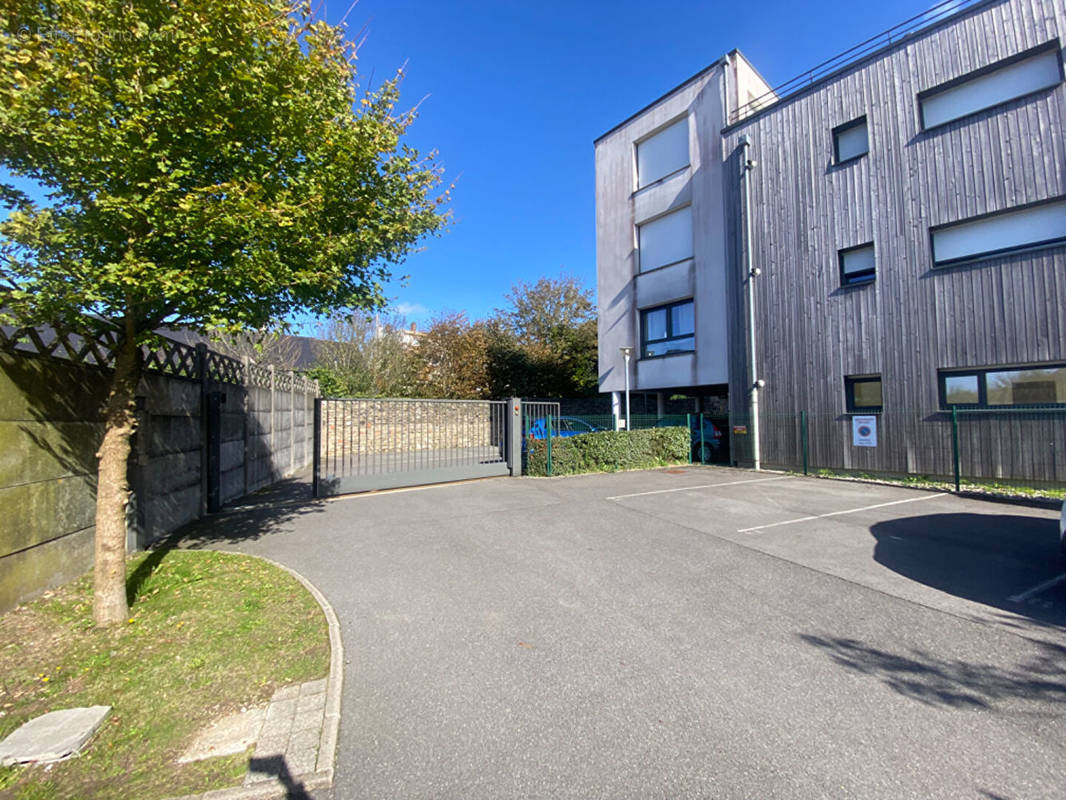 Appartement à SAINT-MARTIN-BOULOGNE