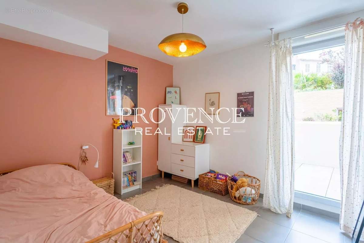 Appartement à MARSEILLE-6E