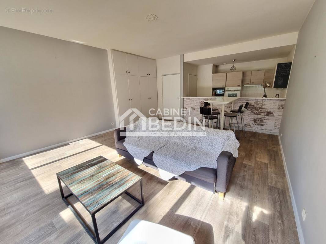 Appartement à BORDEAUX