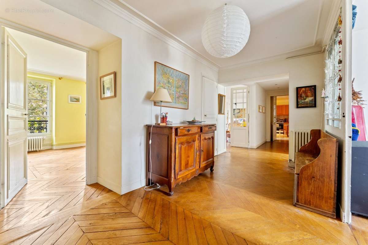 Appartement à PARIS-5E