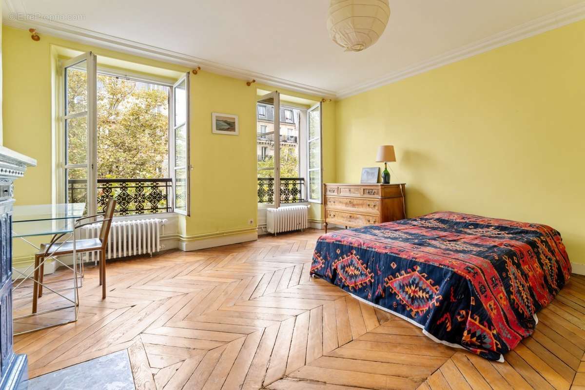 Appartement à PARIS-5E