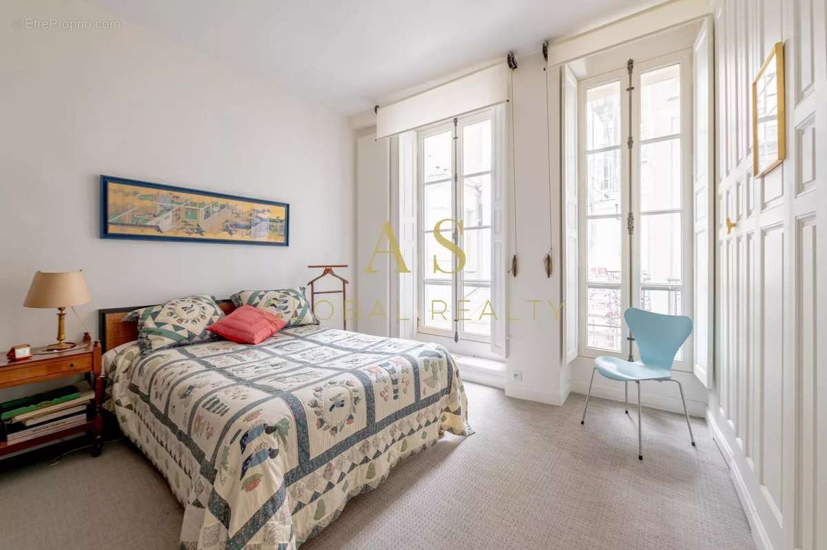 Appartement à PARIS-6E