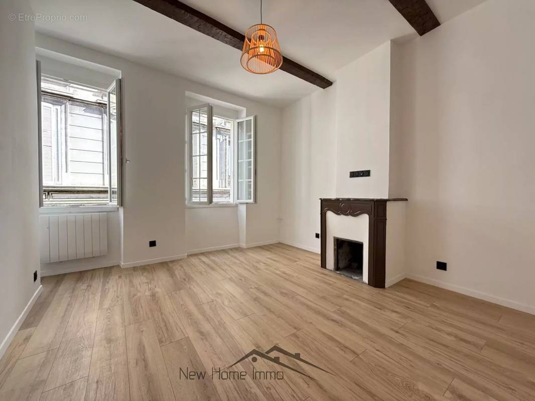 Appartement à MARSEILLE-6E