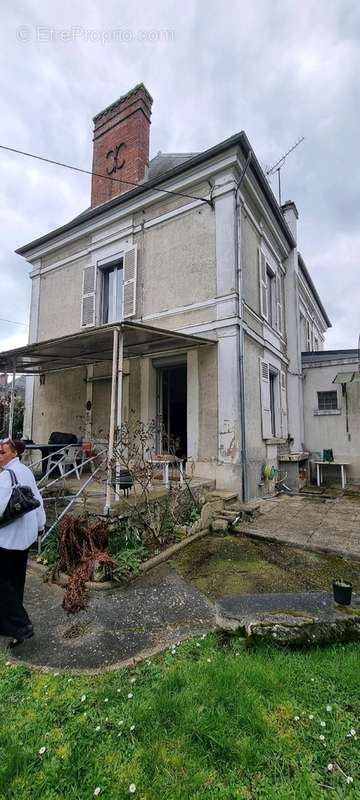 Maison à ROSNY-SUR-SEINE