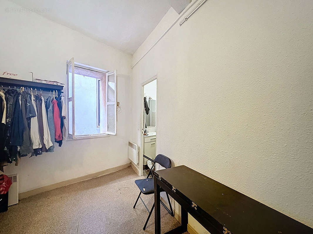 Appartement à MARSEILLE-2E