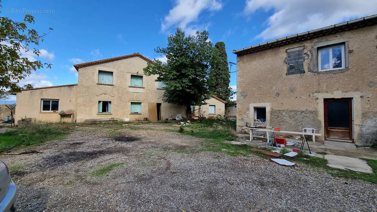 Autre à THEZAN-LES-BEZIERS