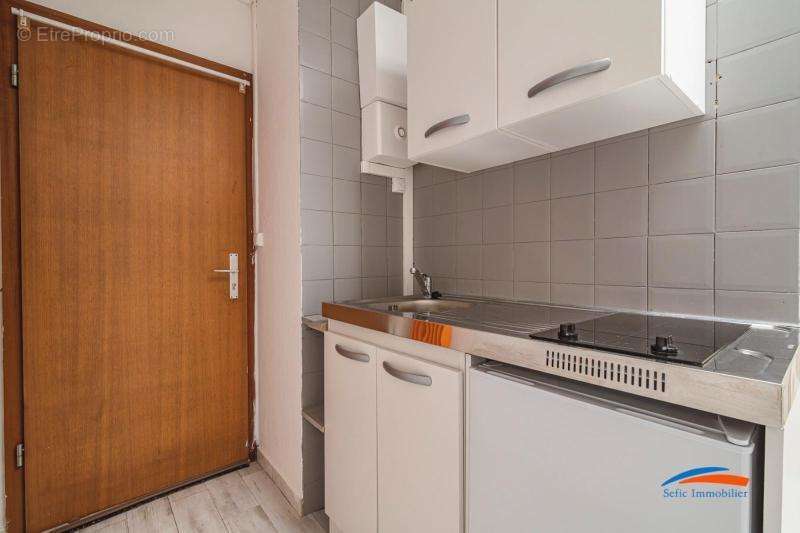   - Appartement à REIMS