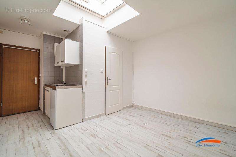   - Appartement à REIMS