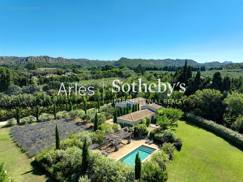 Maison à MAUSSANE-LES-ALPILLES