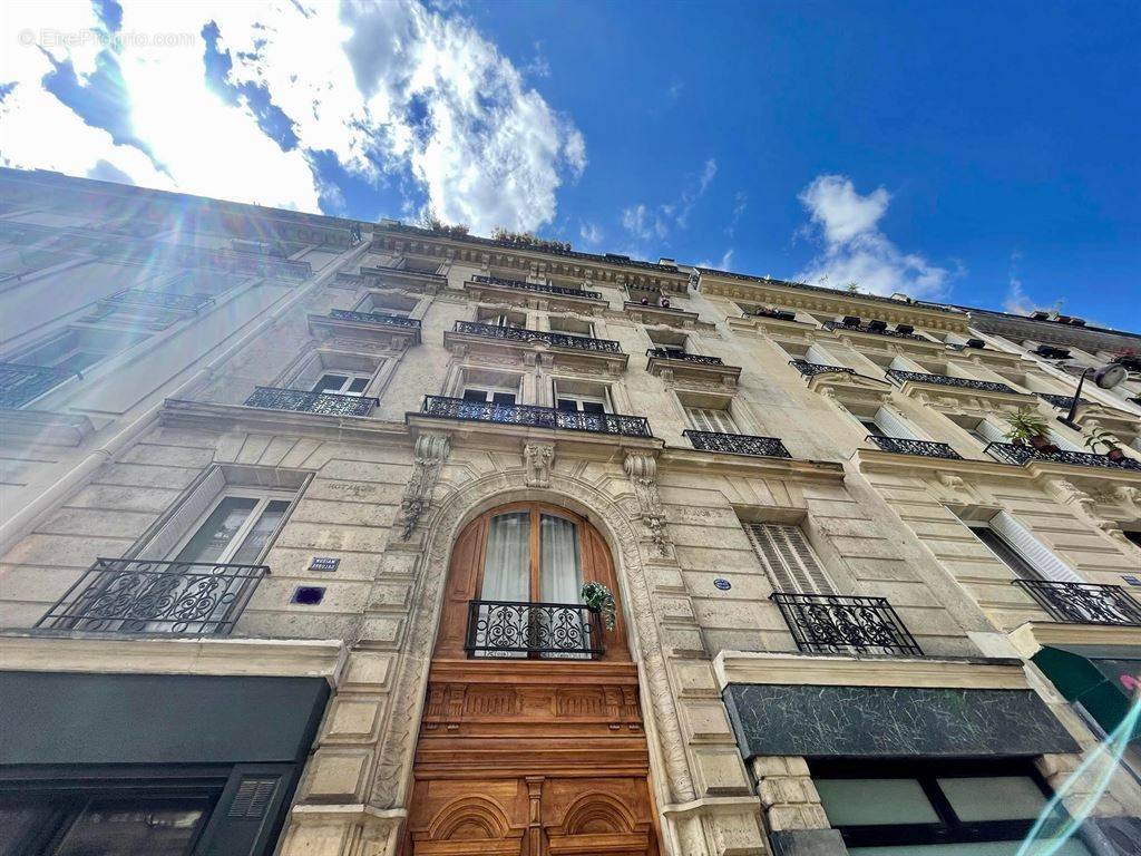 Appartement à PARIS-11E