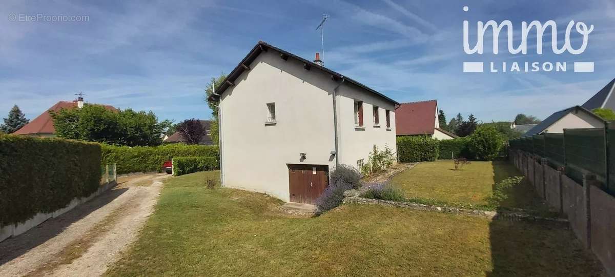 Maison à SAINT-GERVAIS-LA-FORET