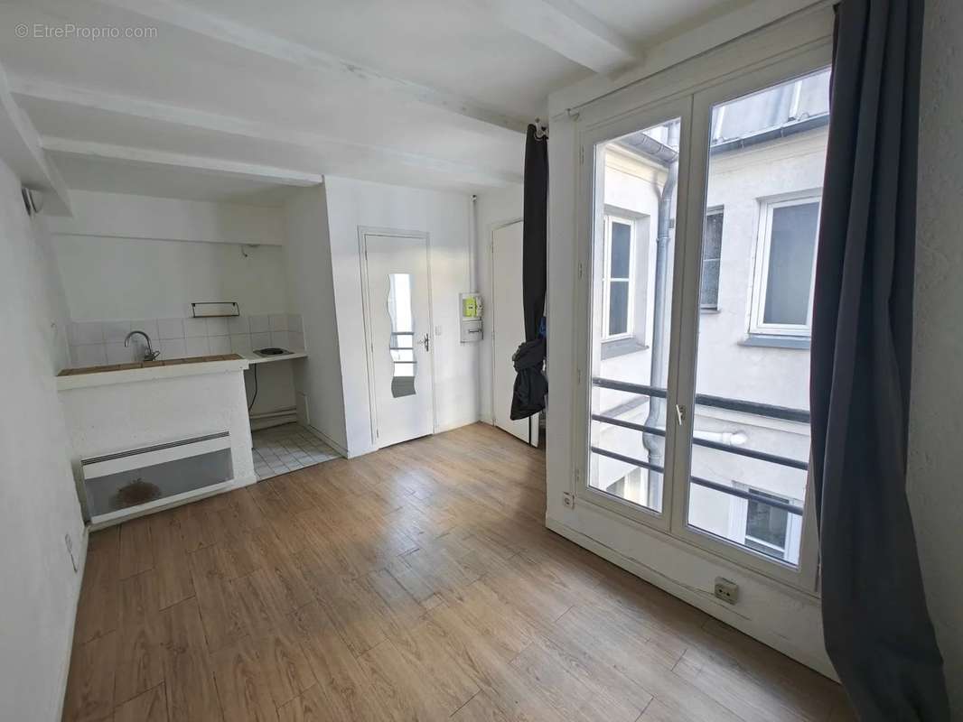 Appartement à PARIS-6E