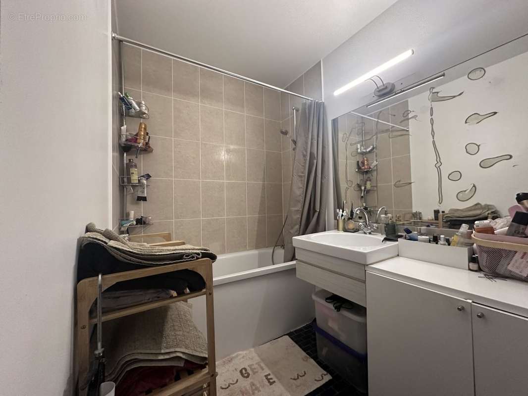 Appartement à PARIS-12E