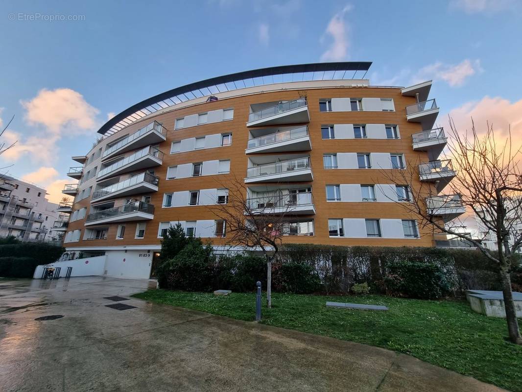 Appartement à ISSY-LES-MOULINEAUX