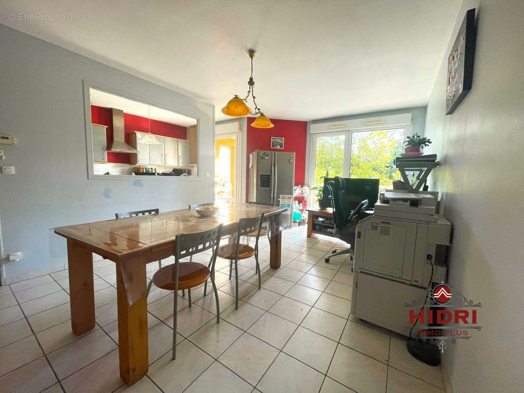 Appartement à SEYSSINET-PARISET