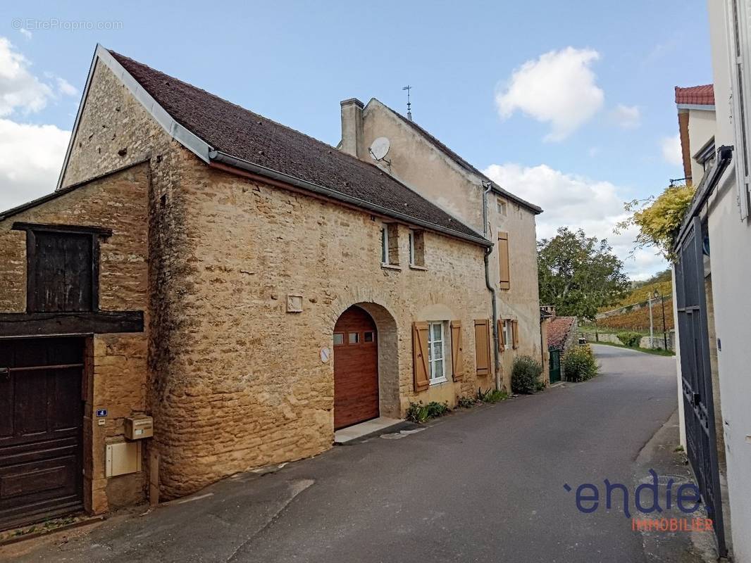 Maison à MONTHELIE