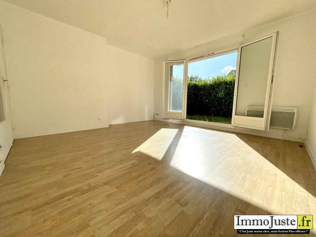 Appartement à MONTIGNY-LE-BRETONNEUX