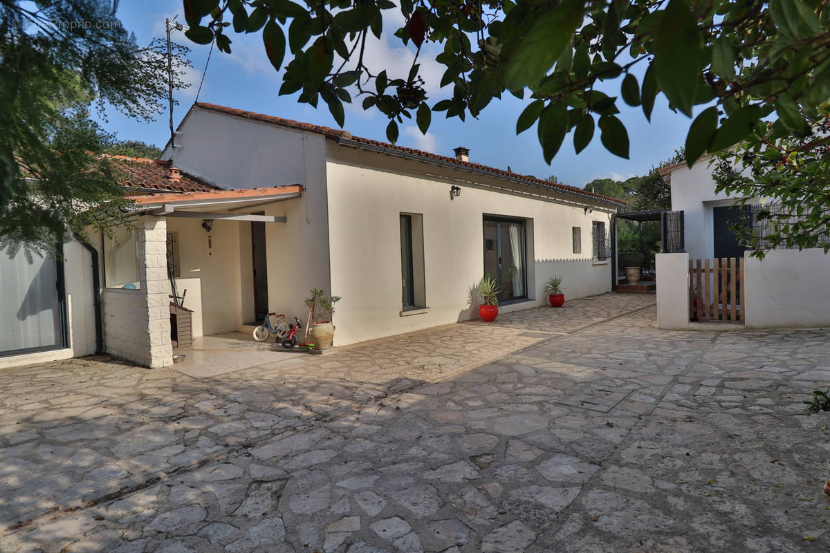 Maison à NIMES