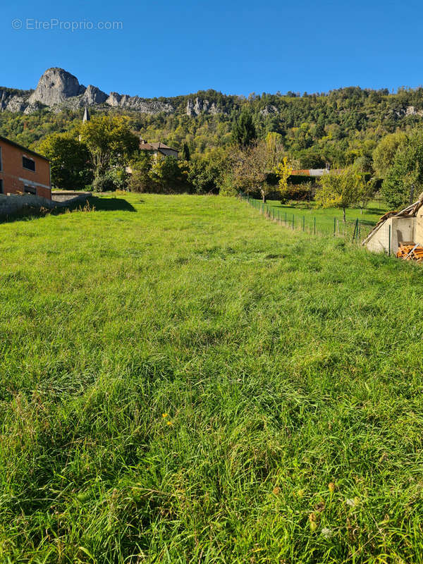 Terrain à RABAT-LES-TROIS-SEIGNEURS