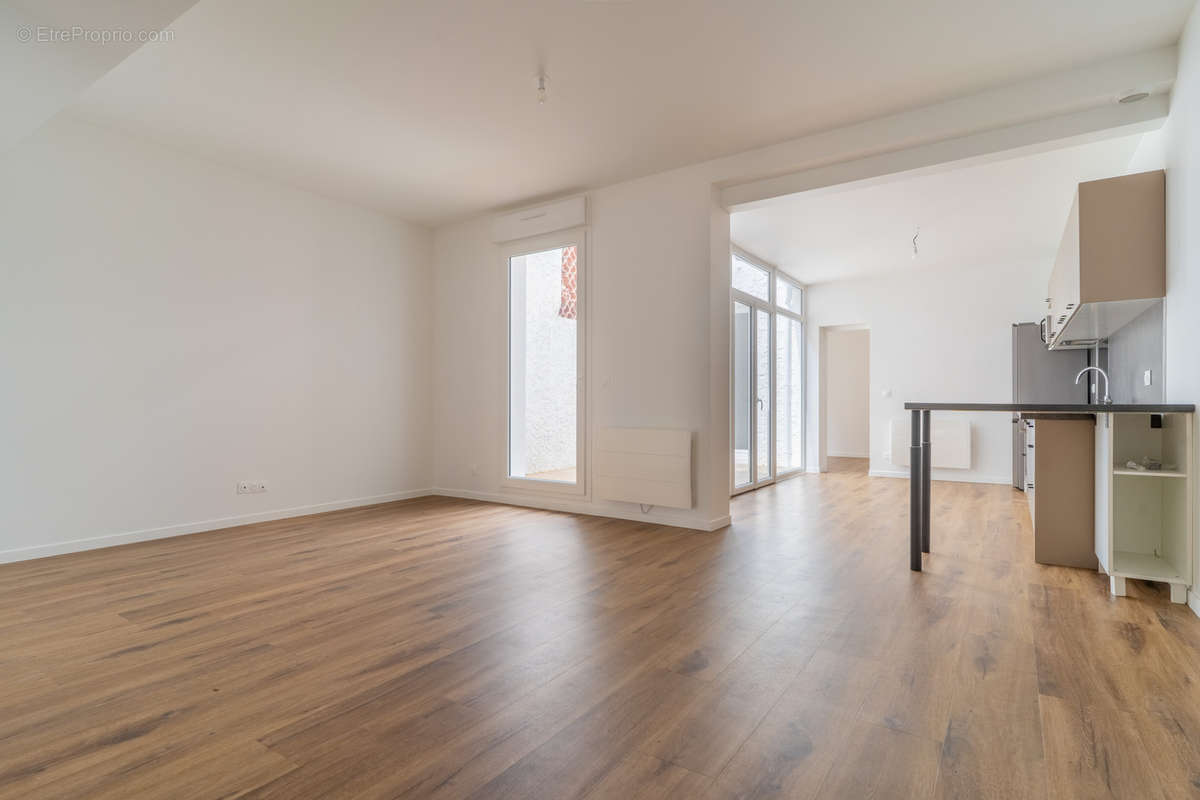 Appartement à BORDEAUX