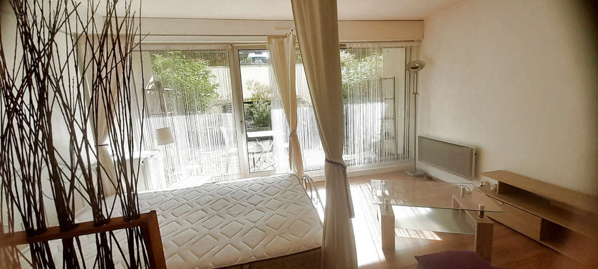 Appartement à EVIAN-LES-BAINS