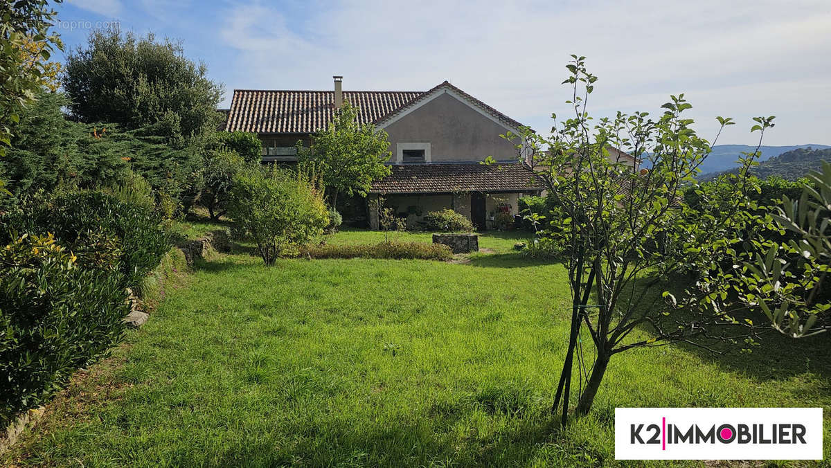 Maison à GLUIRAS