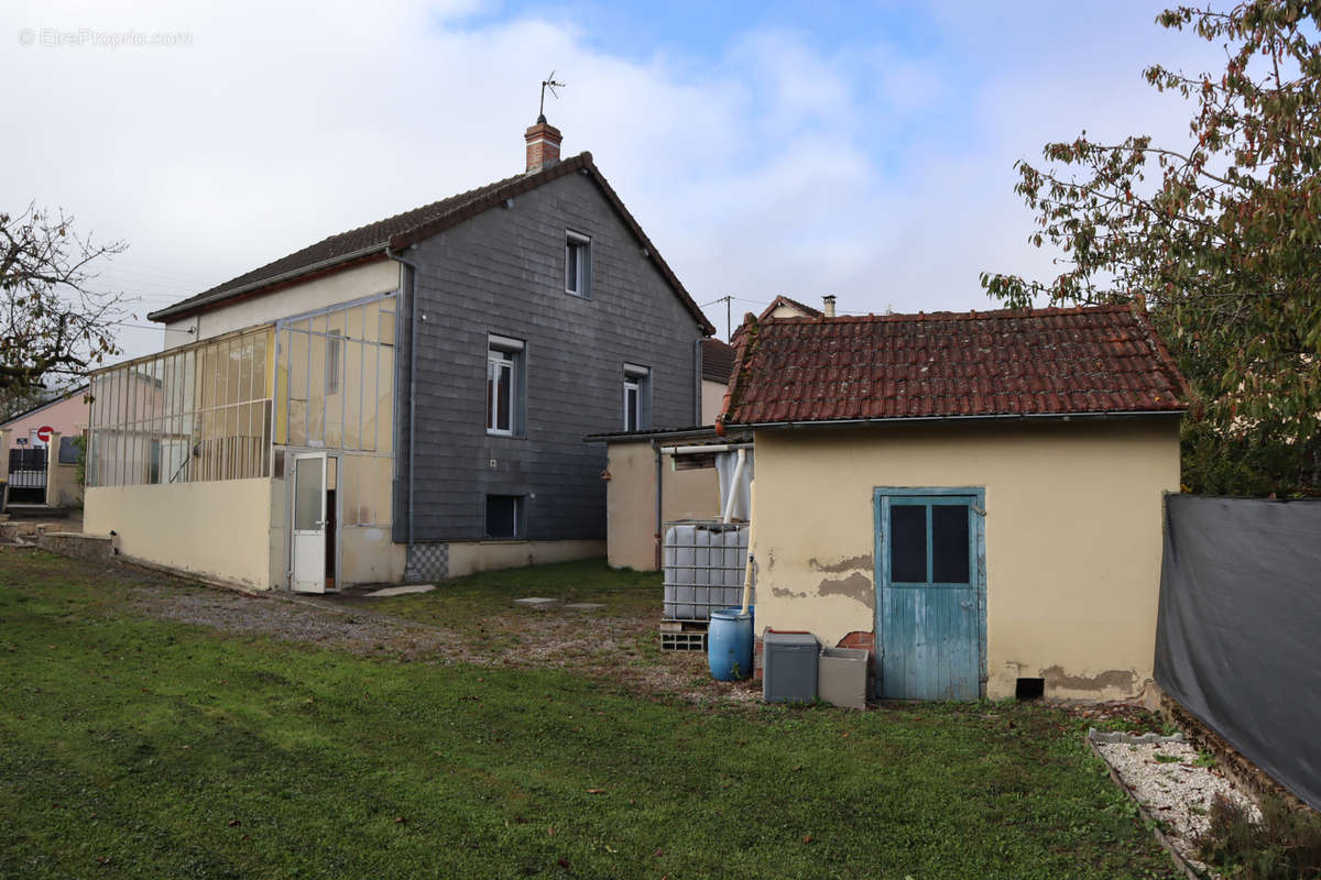 Maison à AUTUN