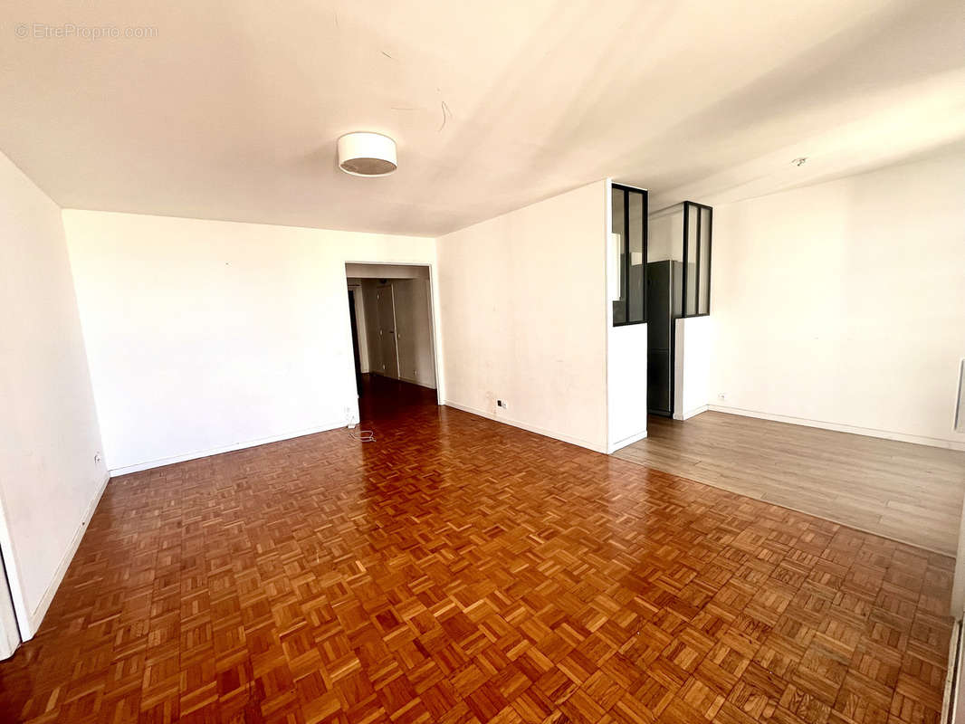 Appartement à MARSEILLE-9E