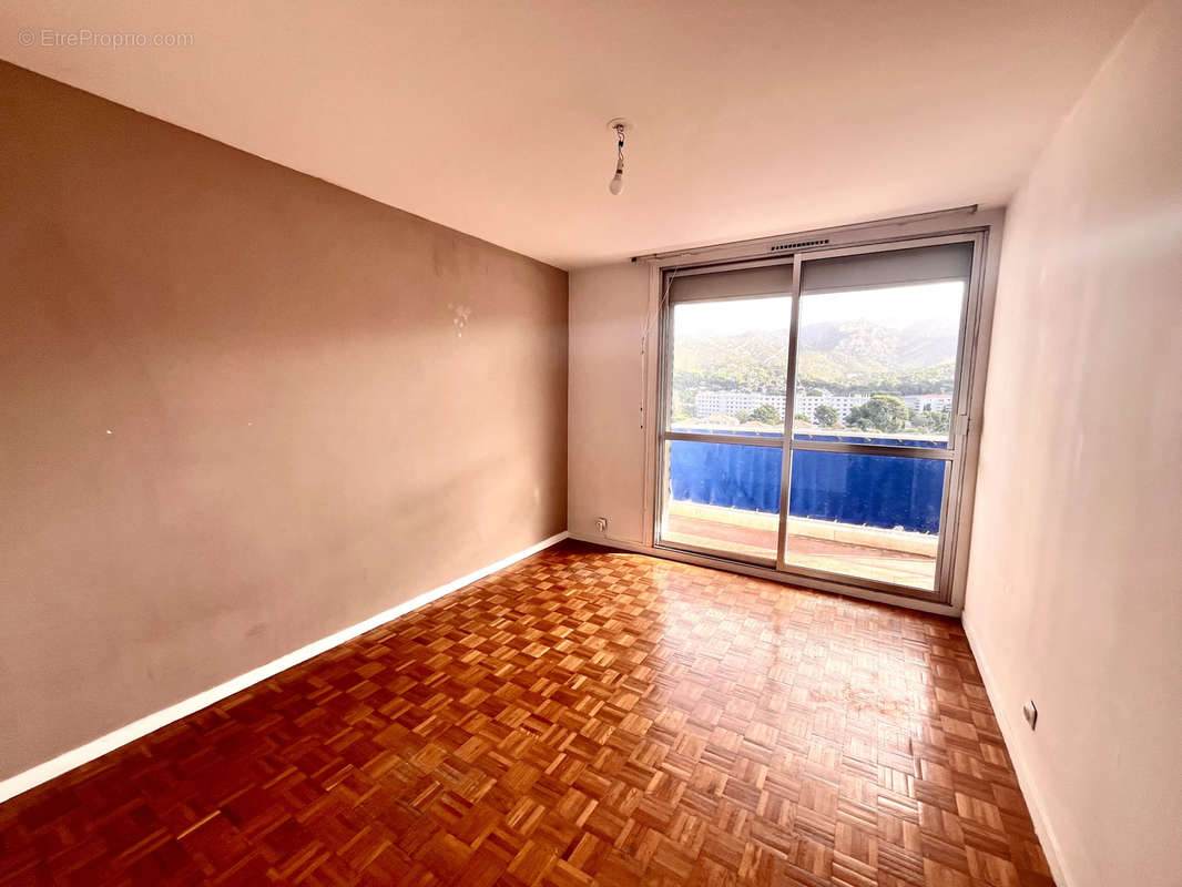 Appartement à MARSEILLE-9E